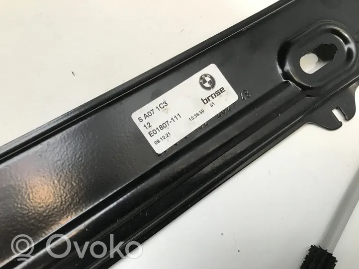 BMW 4 G22 G23 G24 G26 Alzacristalli elettrico della portiera anteriore 9854229