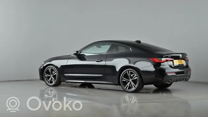 BMW 4 G22 G23 G24 G26 Ogranicznik drzwi 7482127