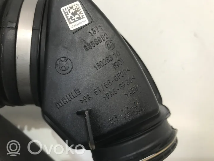 BMW 4 G22 G23 G24 G26 Rura / Wąż dolotowy powietrza turbiny 8656983