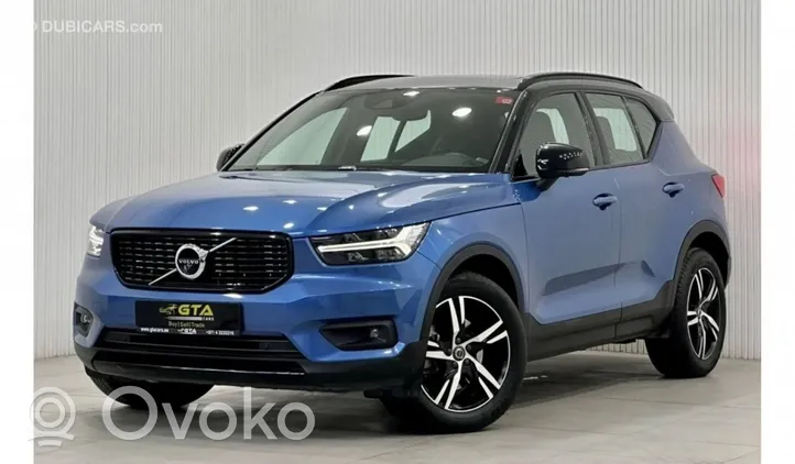 Volvo XC40 Alzacristalli manuale della portiera anteriore 30747092