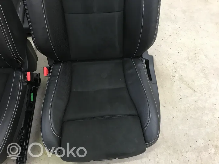 Volvo XC40 Set sedili 