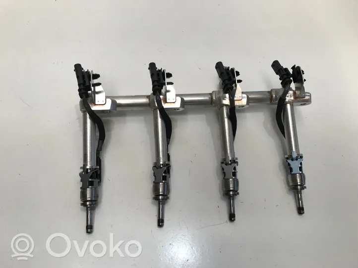 Volvo XC40 Fuel injectors set 31478555