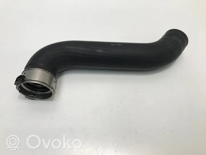 Volvo XC40 Intercooler hose/pipe 32224390