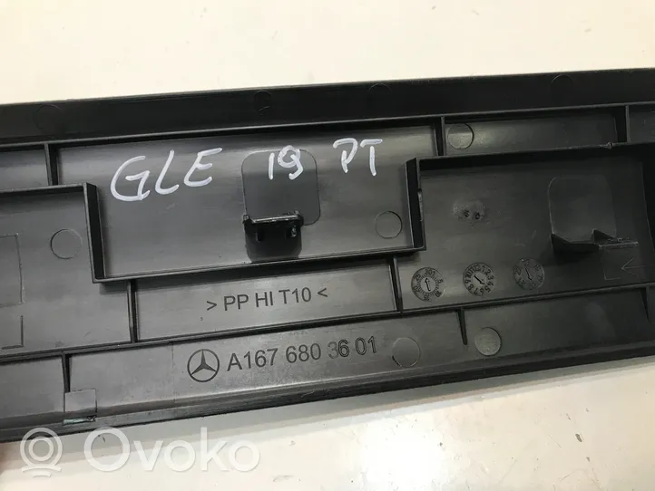 Mercedes-Benz GLE W167 Garniture de marche-pieds arrière A1676803601