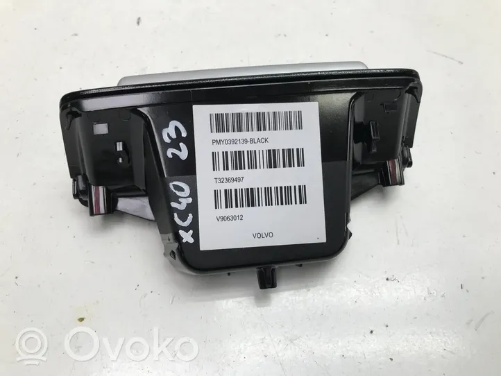 Volvo XC40 Ashtray (front) 32130798