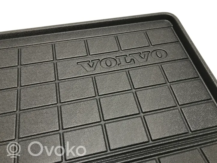 Volvo XC40 Rubber trunk/boot mat liner 32332513