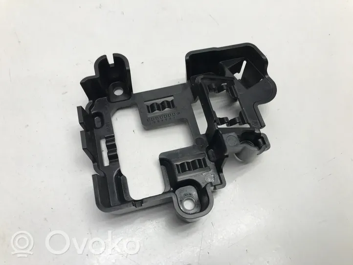 Volvo XC40 Staffa sensore Distronic 32291468