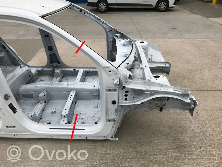 Volvo XC40 Pannello laterale anteriore 