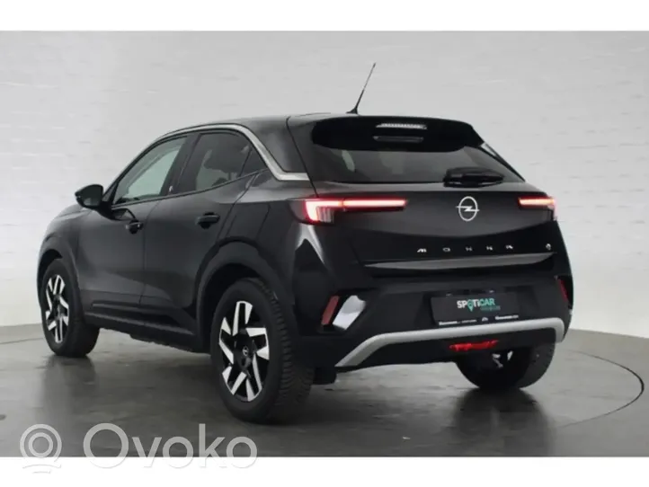 Opel Mokka B Etuoven alasarana 