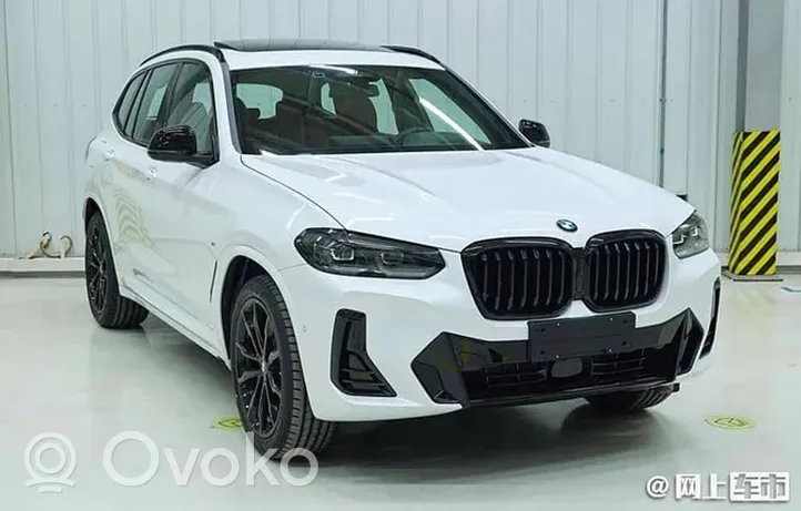 BMW iX3 G08 Etuoven ikkunalasi, neliovinen malli 