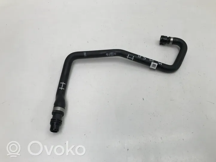 BMW iX3 G08 Tubo flessibile del liquido di raffreddamento del motore 8743388