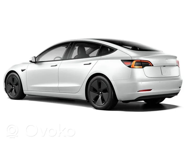 Tesla Model Y Takaoven tuulilasin kisko 149572100D