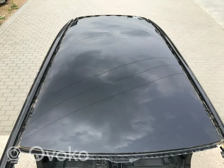 Mercedes-Benz EQC Roof 