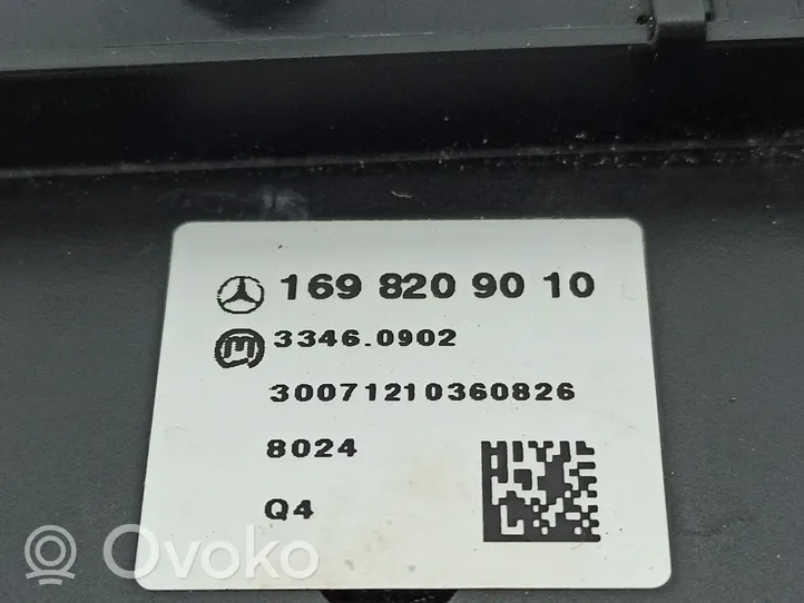 Mercedes-Benz A W169 Interrupteur / bouton multifonctionnel 1698209010