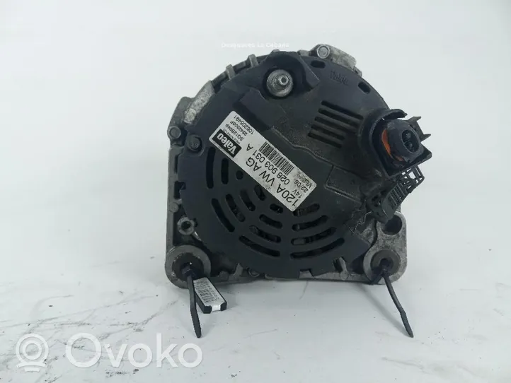 Volkswagen PASSAT B5.5 Alternator 028903031A