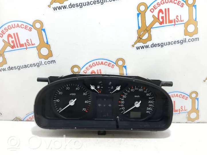 Renault Laguna II Compteur de vitesse tableau de bord 8200218861