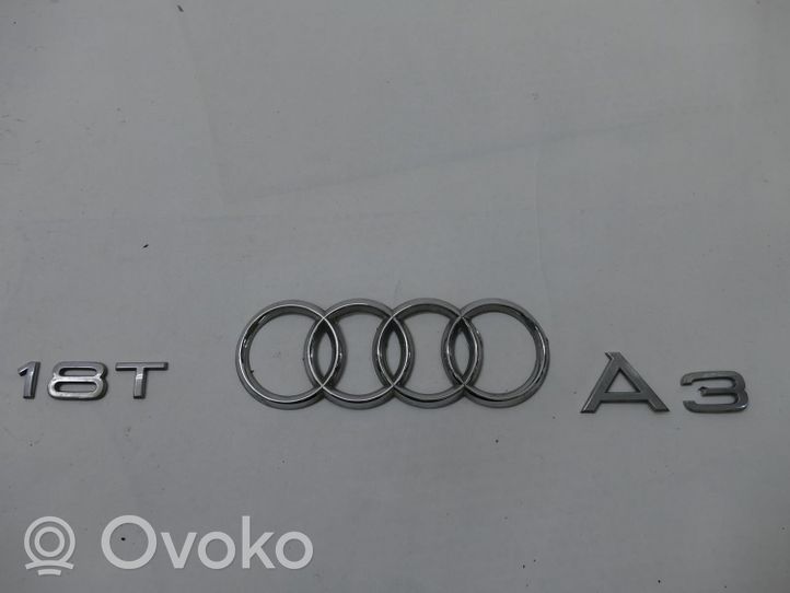 Audi A3 S3 8P Valmistajan merkki/mallikirjaimet 