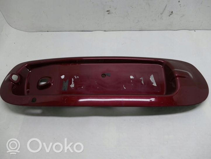 Hyundai Santa Fe Takaluukun koristelista 8737126010