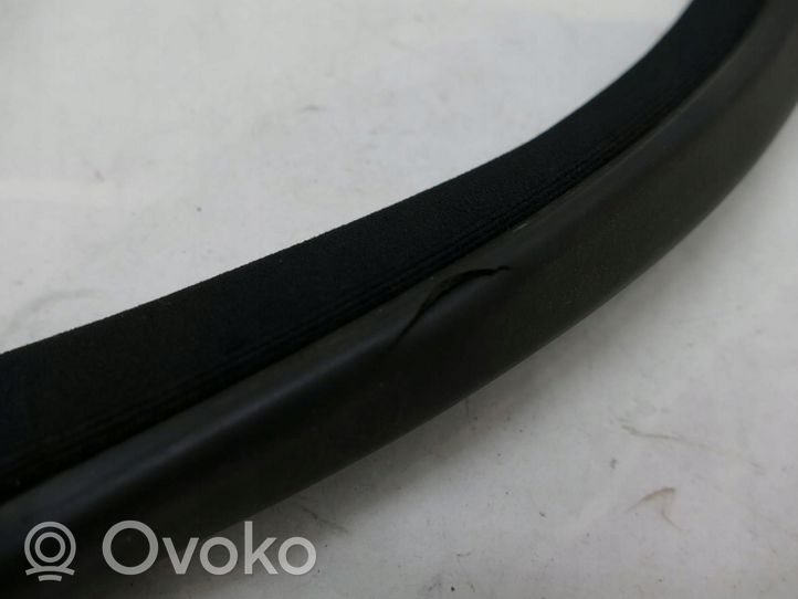 Mercedes-Benz E A207 Front door rubber seal A2076920476