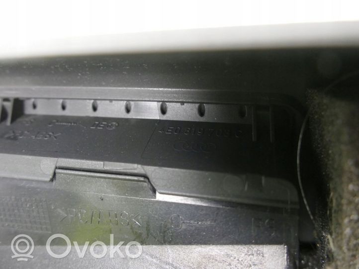 Audi A8 S8 D3 4E Rivestimento montante (B) (fondo) 4E0867243