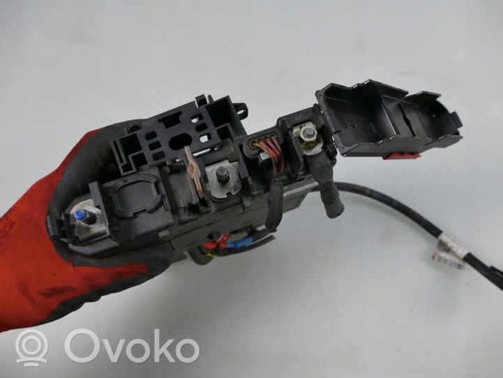 Mercedes-Benz E A207 Câble de batterie positif  A2075400740