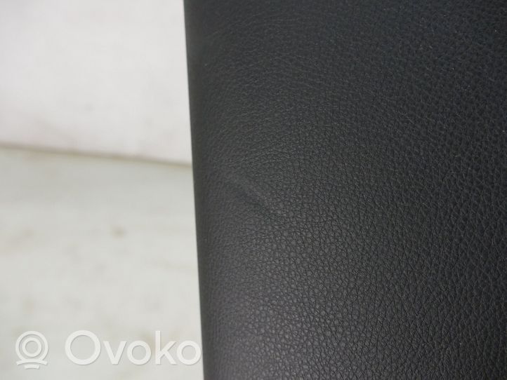 Mazda 6 Coupe-mallin takaosan koristelista GDK468520B
