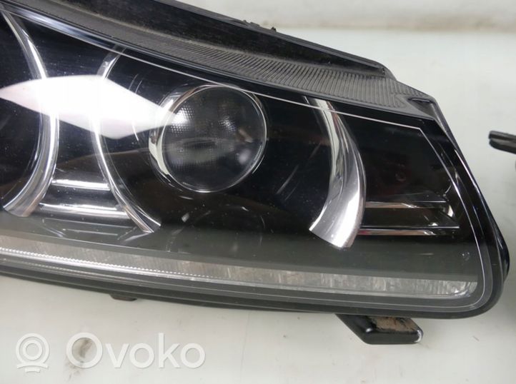 Jaguar XF Faro/fanale CX23-13W030-DF