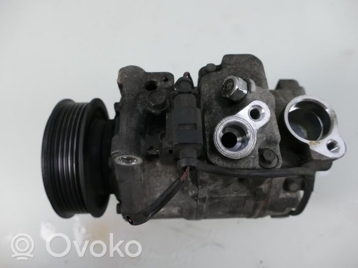 Audi A8 S8 D3 4E Ilmastointilaitteen kompressorin pumppu (A/C) 4E0260805AP