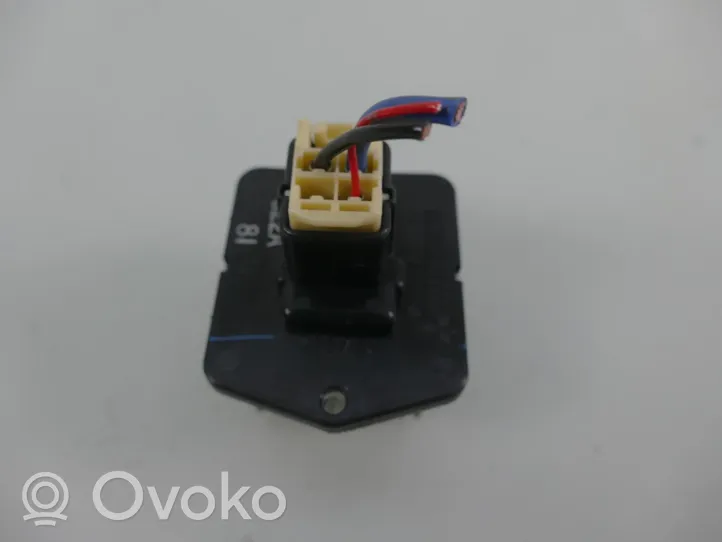 Mitsubishi Outlander Heater blower motor/fan resistor 