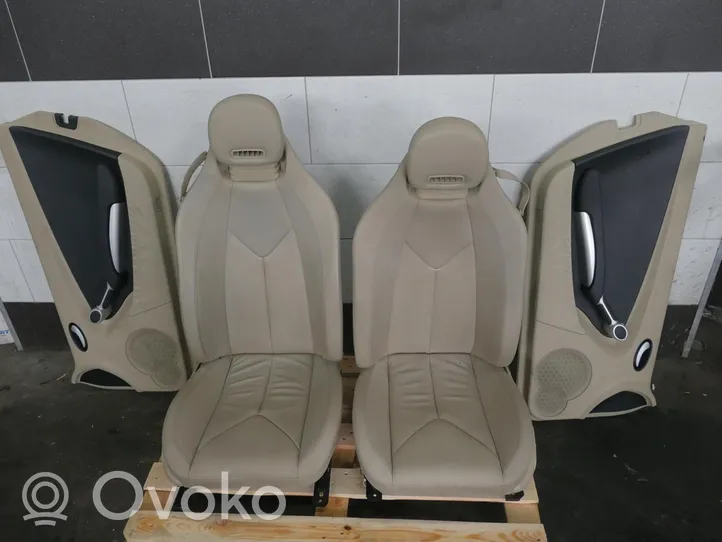 Mercedes-Benz SLK R171 Sēdekļu un durvju dekoratīvās apdares komplekts 