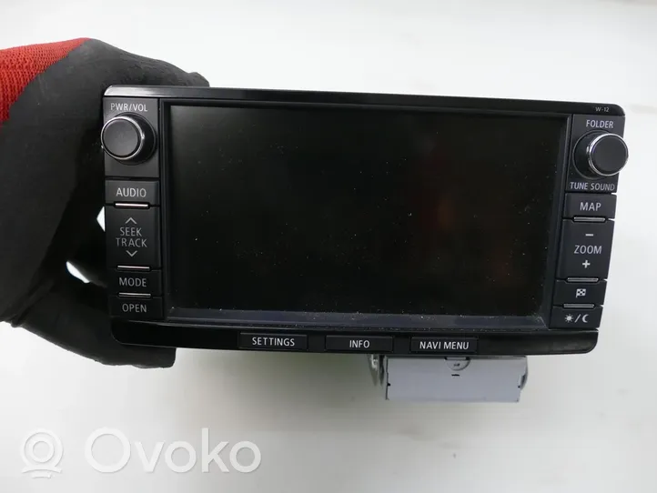 Mitsubishi Outlander Radio/CD/DVD/GPS-pääyksikkö 8750A374