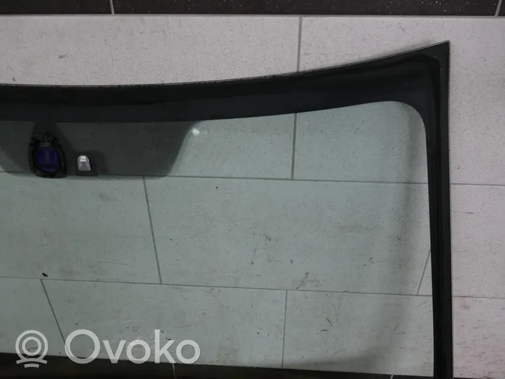 Mitsubishi Outlander Front windscreen/windshield window 