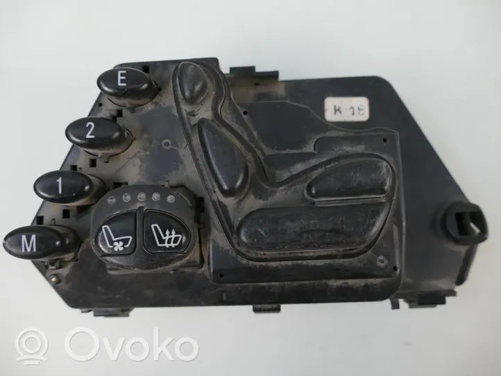 Mercedes-Benz S W220 Interruptor de control del asiento 2208202610