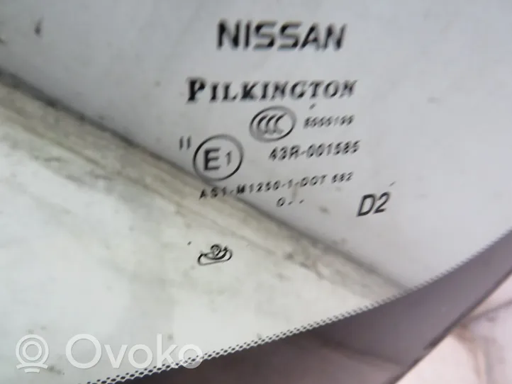 Nissan Juke I F15 Priekinis stiklas 