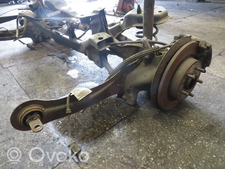 Volvo V40 Galinis tiltas su reduktoriumi 3833550