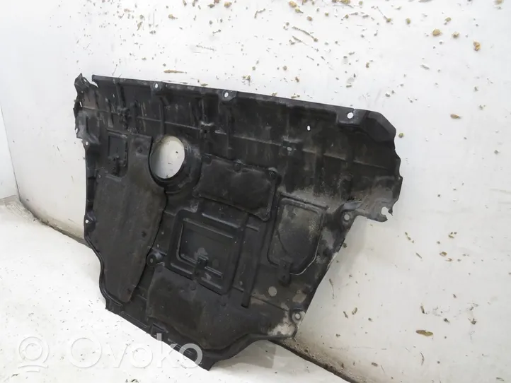 Toyota RAV 4 (XA40) Cache de protection sous moteur 