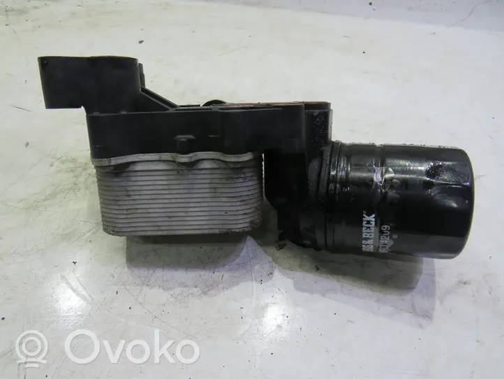 Skoda Fabia Mk3 (NJ) Supporto di montaggio del filtro dell’olio 03l117021c