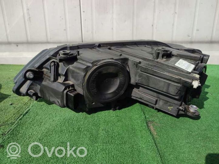 Volkswagen Jetta VI Lampa przednia 5C7941752E