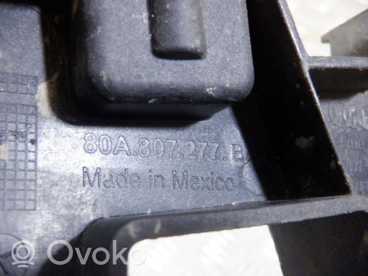 Audi Q5 SQ5 Support de montage de pare-chocs avant 80A807277B