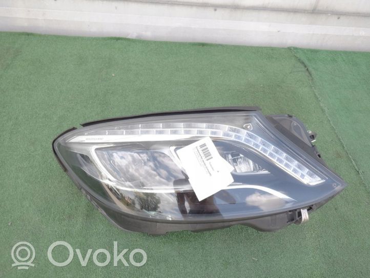 Mercedes-Benz S W222 Lampa przednia A2229060802