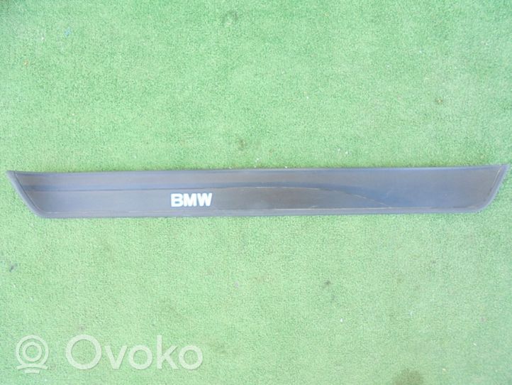 BMW 3 E90 E91 Listwa progowa boczna 7060279