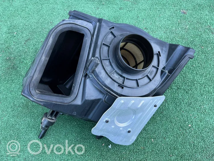 Audi A4 S4 B9 Boîtier de filtre à air 8W0133837AB