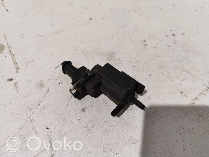 Volvo S80 Turboahtimen magneettiventtiili 30611668