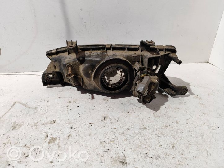 Subaru Legacy Phare frontale 10020580