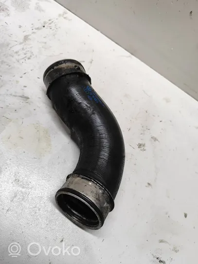 Volkswagen PASSAT B6 Tube d'admission de tuyau de refroidisseur intermédiaire 1K0145838D