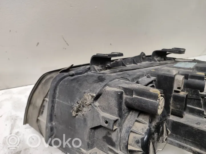 Audi A4 S4 B6 8E 8H Phare frontale 8E0941004F