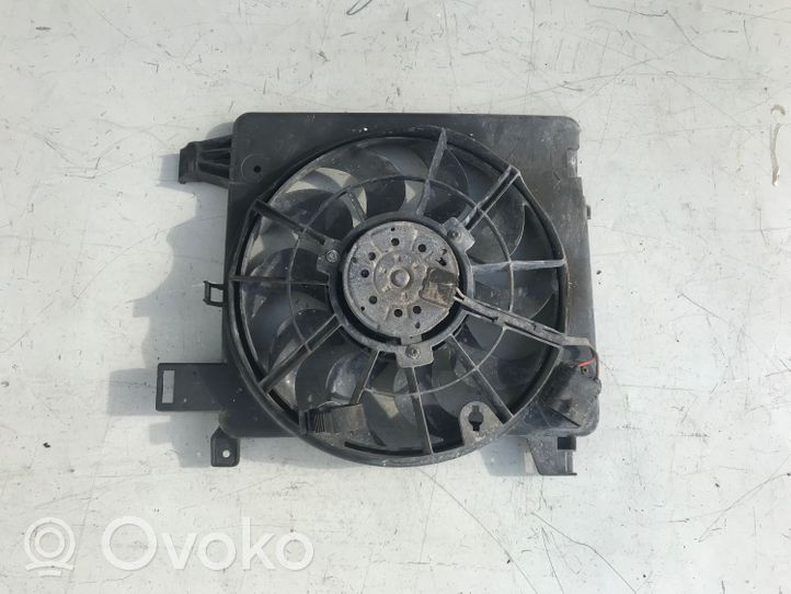 Opel Zafira B Elektryczny wentylator chłodnicy 13171426