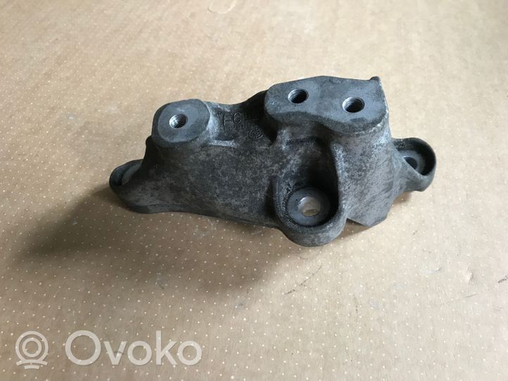 Opel Astra J Supporto di montaggio scatola del cambio 13248571