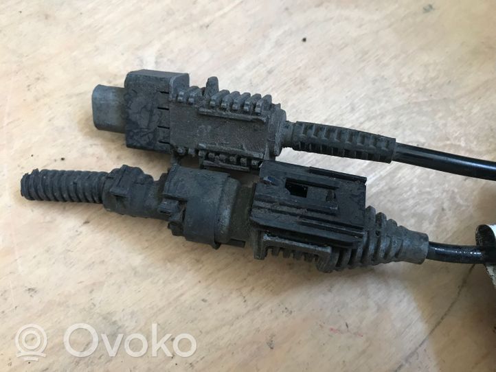 Opel Astra H Front ABS sensor wiring 13241192