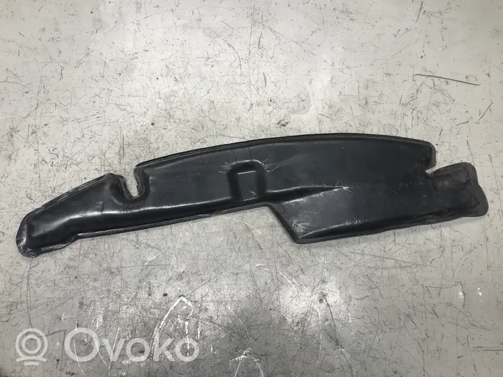 Opel Astra J Supporto/guarnizione in poliuretano espanso del parafango 13321648